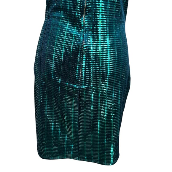 Elegant Green Sequin Dress - Picture 7 of 17